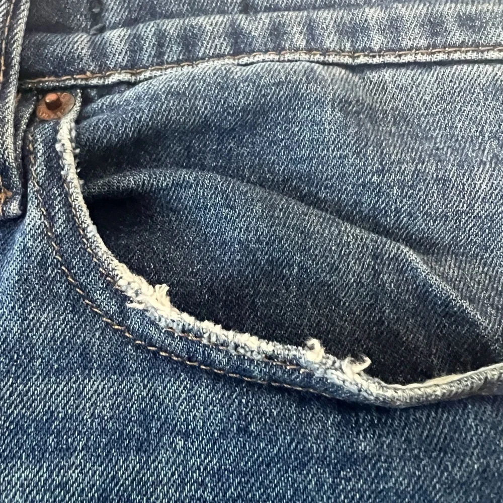 J. Crew Slim Broken-In Boyfriend Jeans Size 29 Tall Capsule Grunge Edgy Normcore - Picture 11 of 14